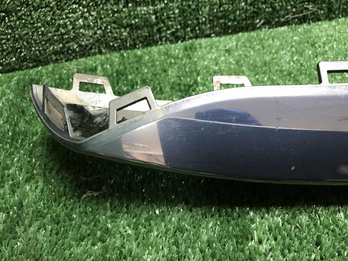 Молдинг перед. бампера Mercedes GLS x167 19-24 AMG