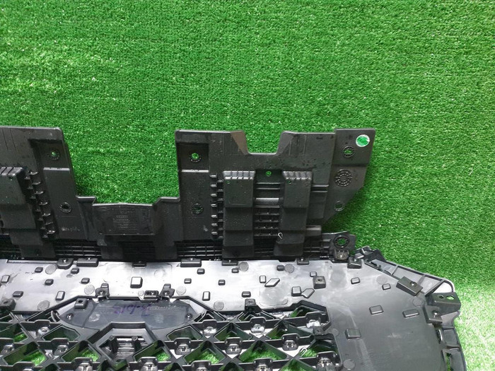 Решетка радиатора Chery Tiggo 8 Pro (2021-н.в.)