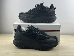 MONCLER TRAILGRIP GTX  I109A4M00350M2058999