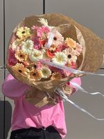 Моно букет из гербер различных оттенков