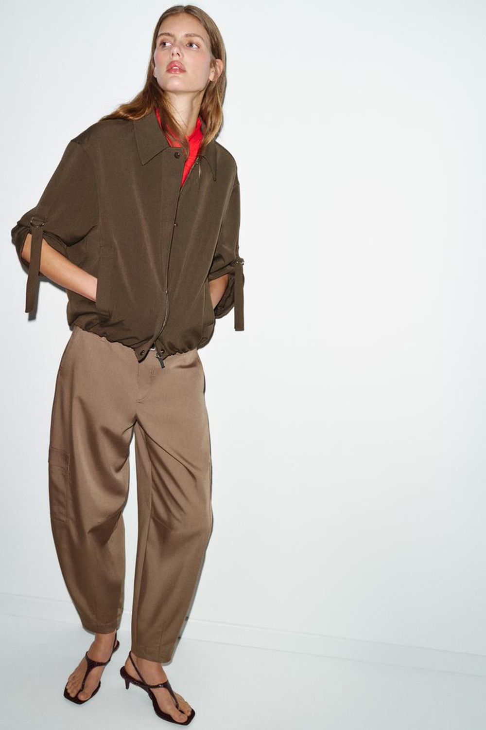 ZARA БОМБЕР С ПОДВЕРНУТЫМИ РУКАВАМИ, ТАБАЧНЫЙ