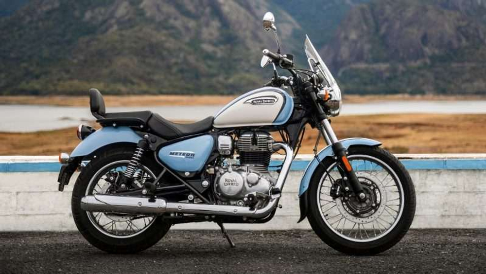 Royal Enfield Meteor 350 Aurora Blue