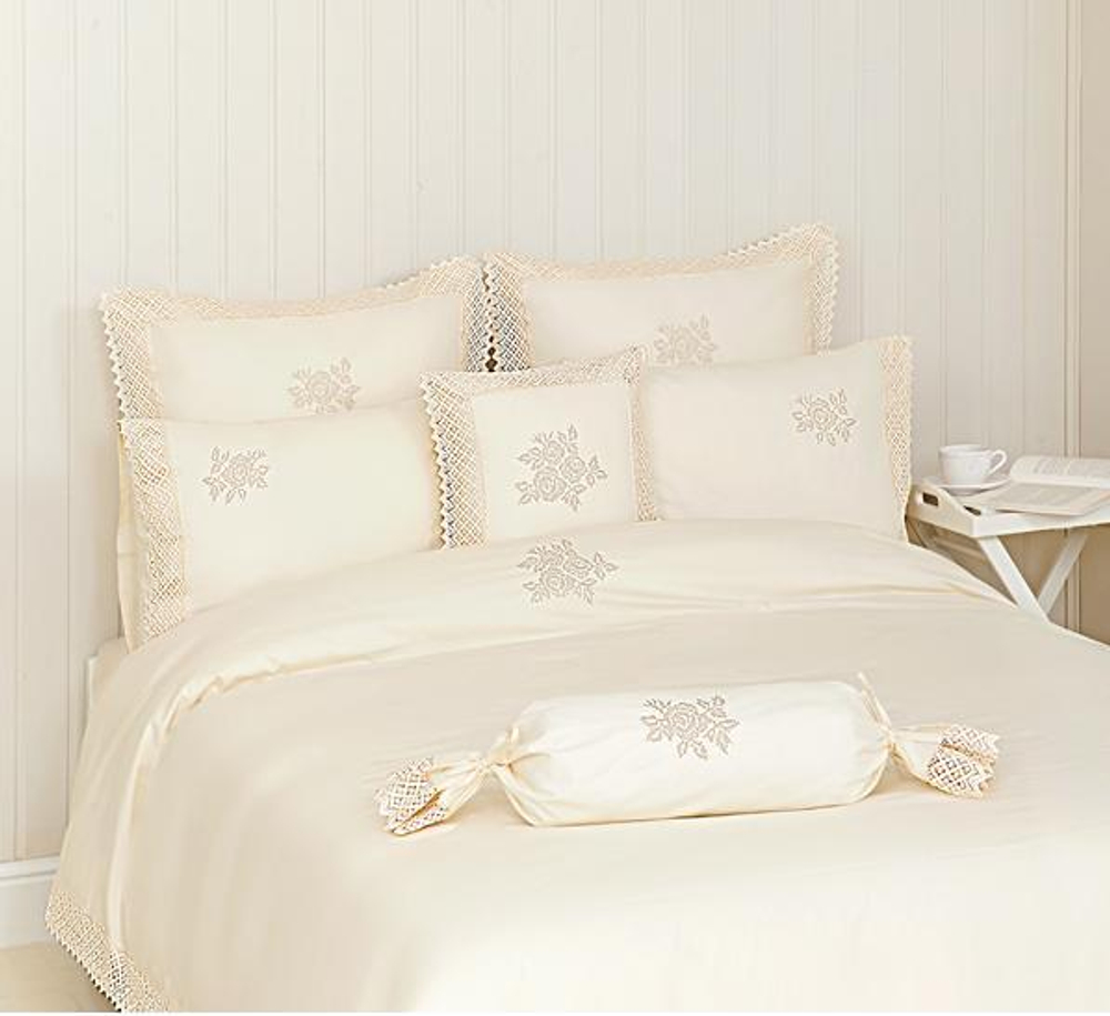 Элитная наволочка декоративная для валика Rose шампань от Luxberry фото