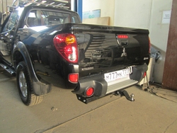 Фаркоп Бизон на Mitsubishi L 200 FA 0648-E (с 2006 по 2015 г.в.) (паспорт и сертификат в комплекте)(без электрики)