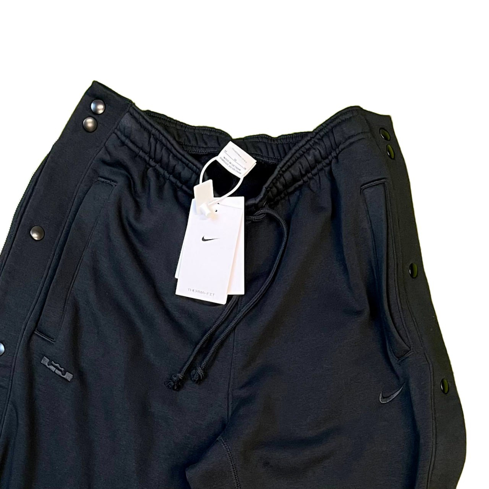Брюки Nike Therma fit Новые с биркой