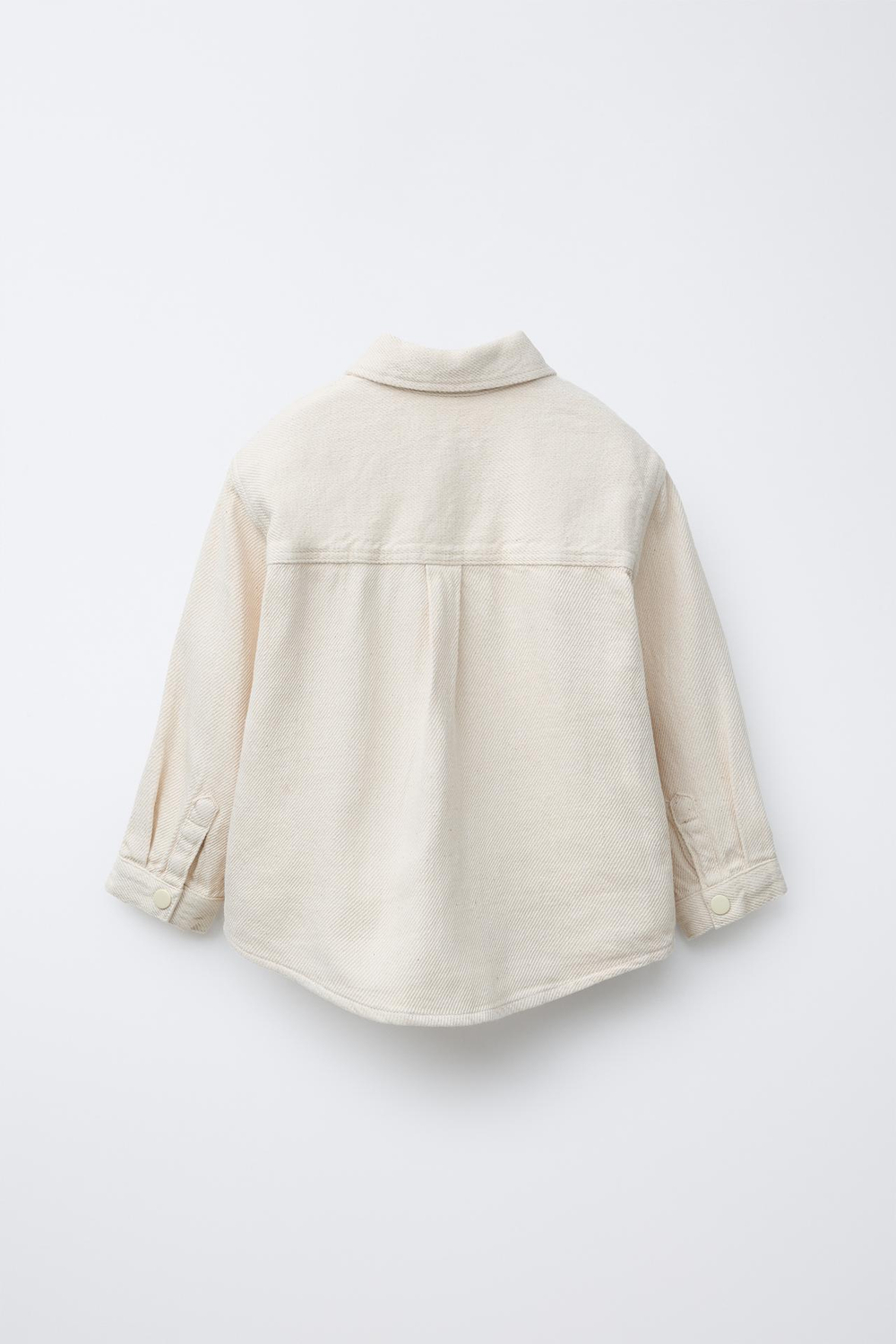 ZARA КУРТКА-РУБАШКА ИЗ СТРУЯЩЕЙСЯ ТКАНИ НА КНОПКАХ, ЭКРЮ