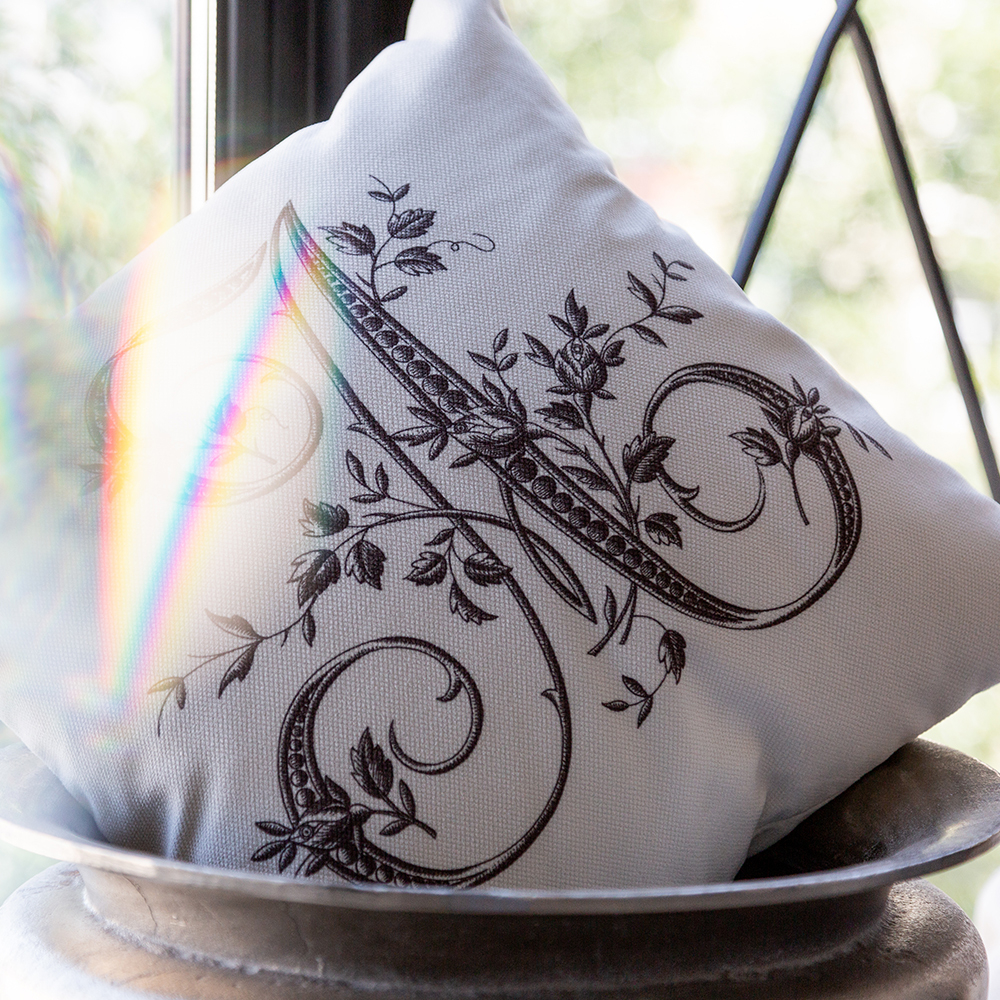 Арт-подушка Объект мечты Монограмма буквы A