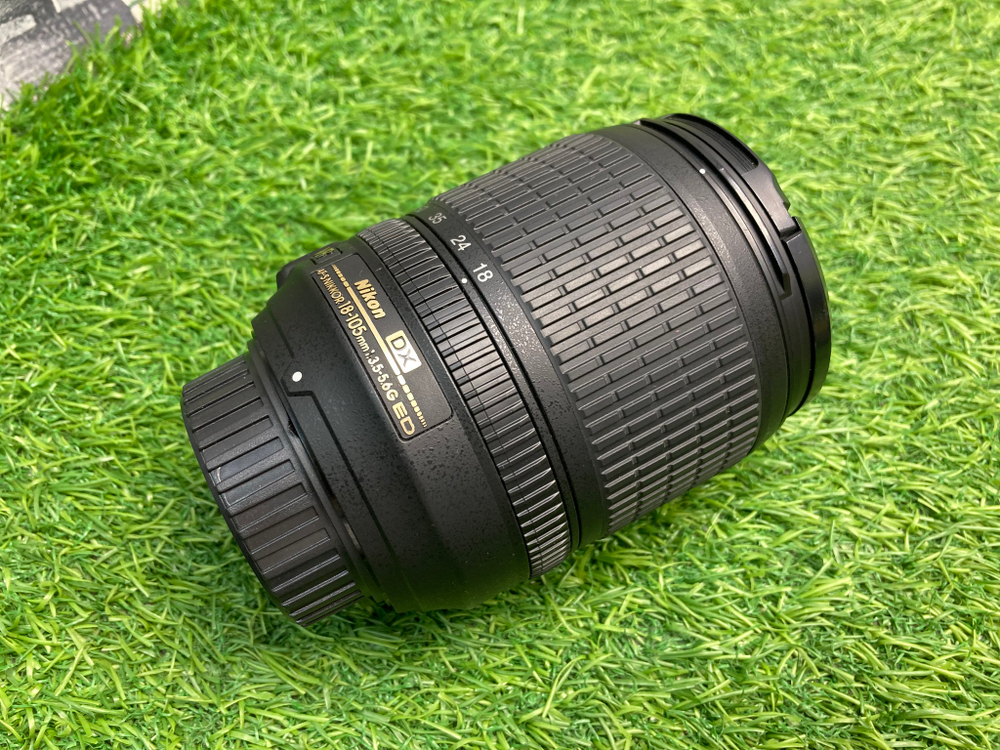 Nikon 18-105mm 3.5-5.6G AF-S ED DX VR Nikkor