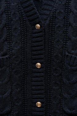 ZARA КАРДИГАН С УЗОРОМ «КОСЫ», МОРСКОЙ СИНИЙ