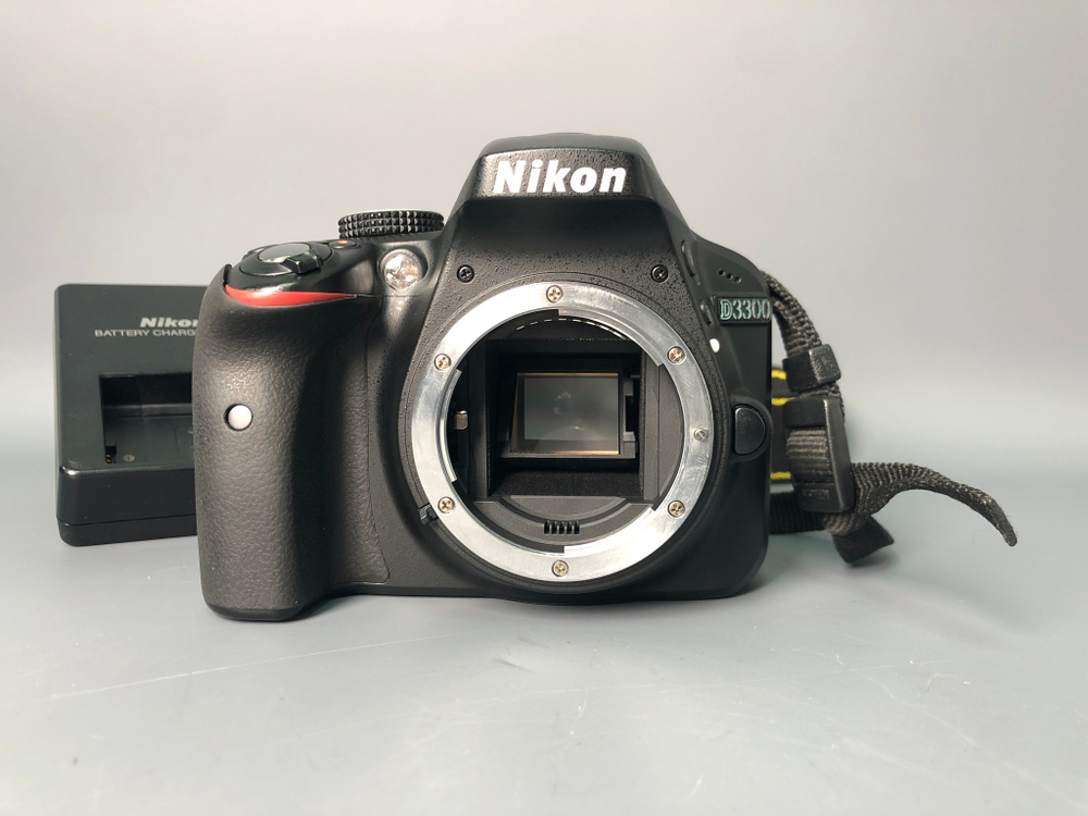 Nikon D3300, 17435 кадров пробега