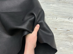 Фактура натуральной кожи Этруско цв. Черный / Etrusco Vintage Nero