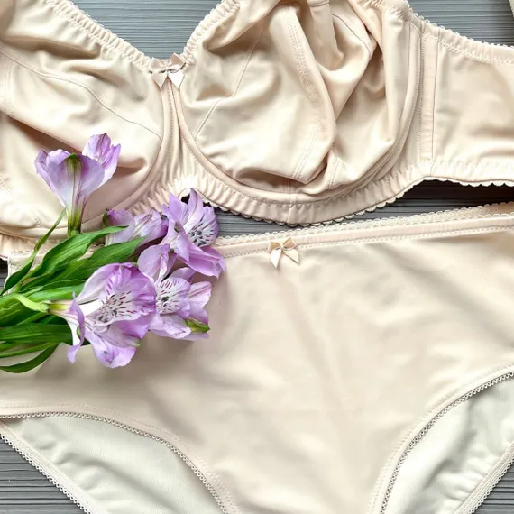 Микрофибра бежевая (цв. 126) (плотность 180 г/м2), Lauma