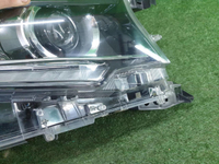 Фара правая Toyota Land Cruiser Prado 150 (2017-н.в.) LED