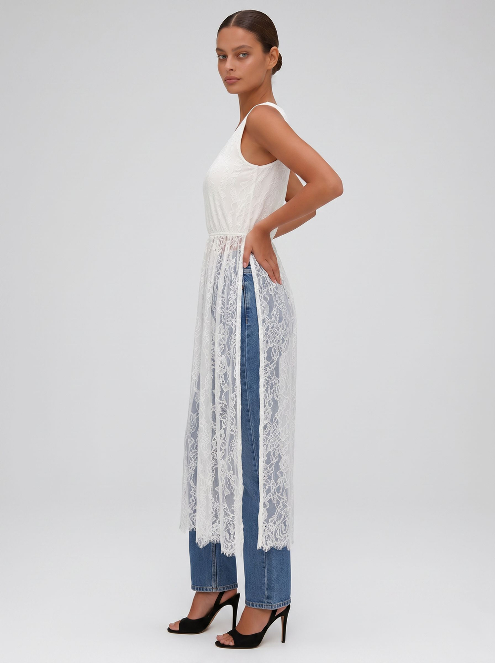 magnific_fashion-img1-.-.-.-.-img2_BmzMia8oQR
