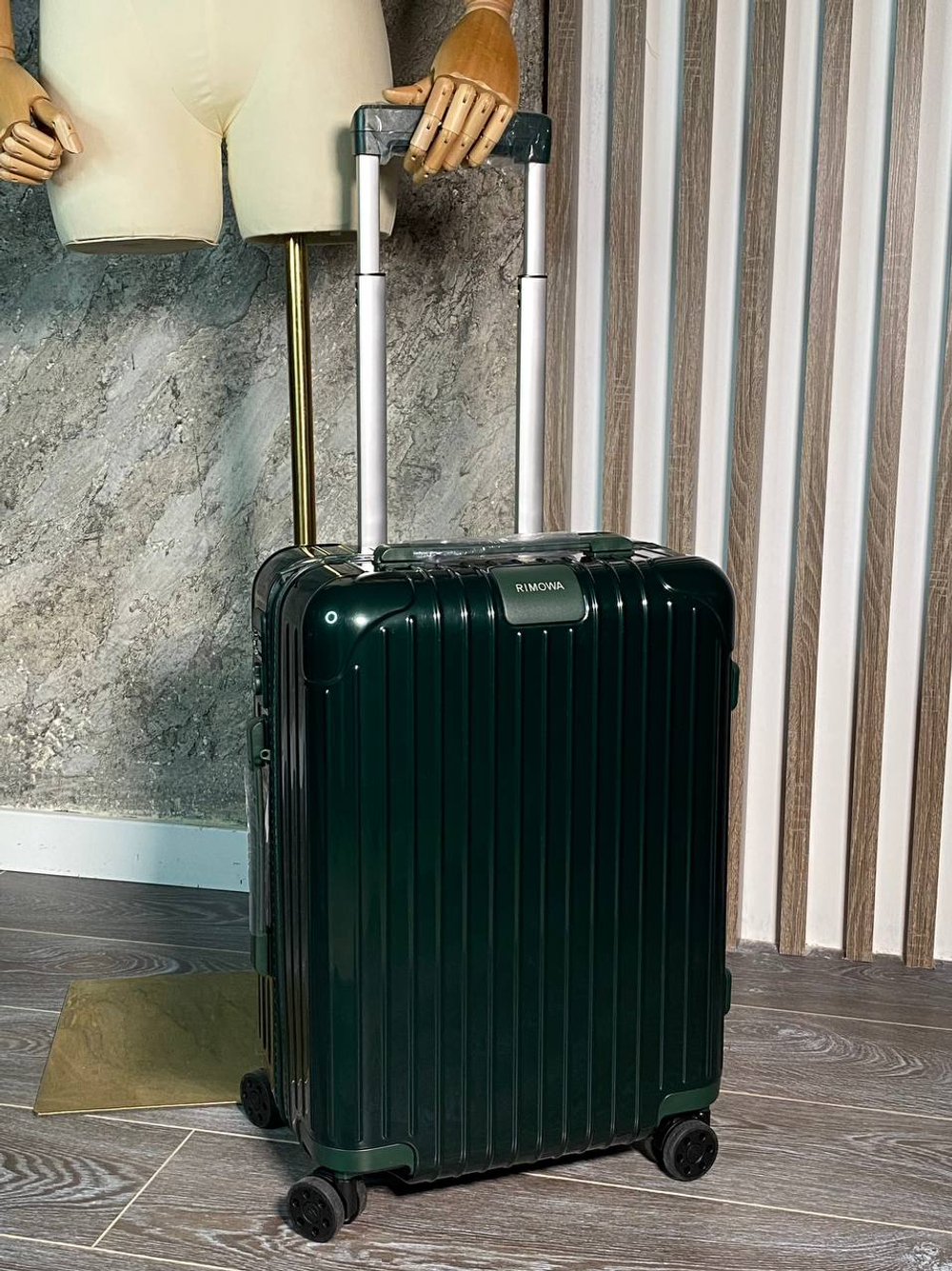 Чемодан Rimowa