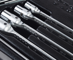 Набор инструментов для тележки инструментальной JTC-5640 (2-я секция) 45 предметов JTC