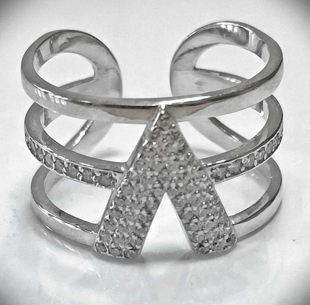 Ювелирное кольцо Эстерелла