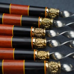 Подарочный набор шампуров "Осетр"