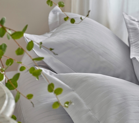 Постельное белье семейное Blanc des Vosges Divine metal