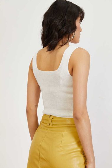 Qadın üçün toxunma, qolsuz ağ kofta 10021055