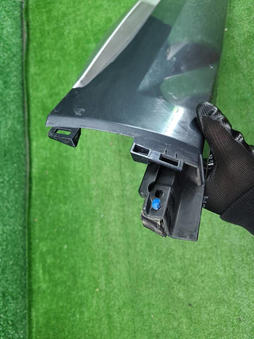 Накладка двери задняя правая Geely Monjaro (21-нв)