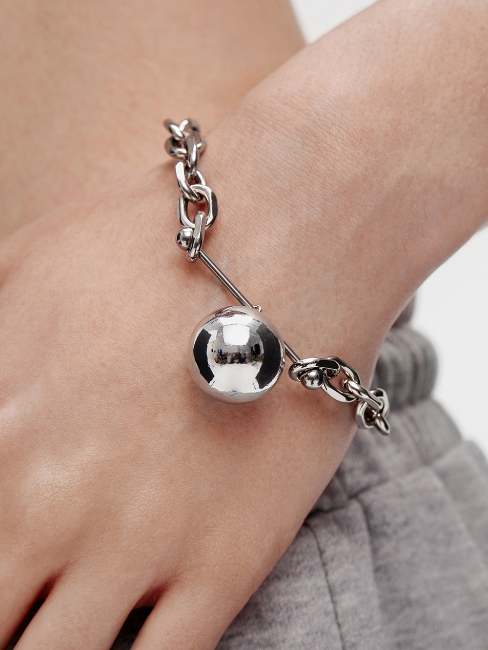 БРАСЛЕТ "ORB".