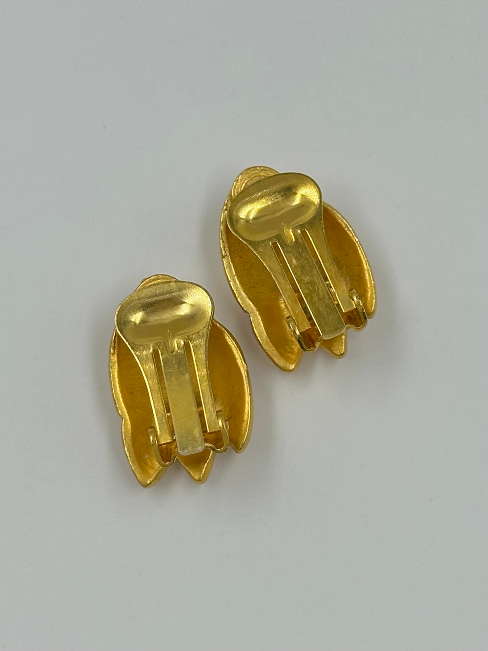 Клипсы матовые