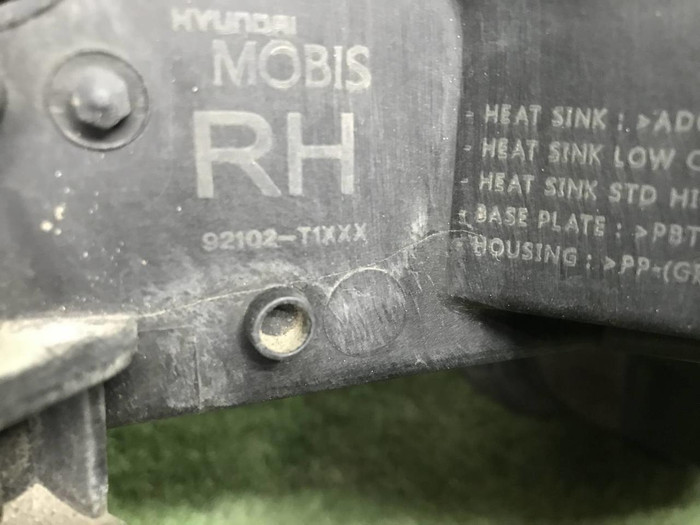 Фара правая Genesis G80 2 (2020-2024) LED