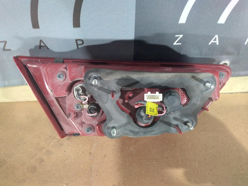 Фонарь задний правый Kia Optima 4 (JF) 16-20 Б/У Оригинал 92404d4000