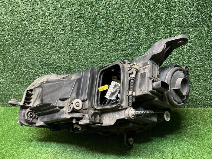 Фара правая Mercedes GLE V167 18-24 Multibeam LED