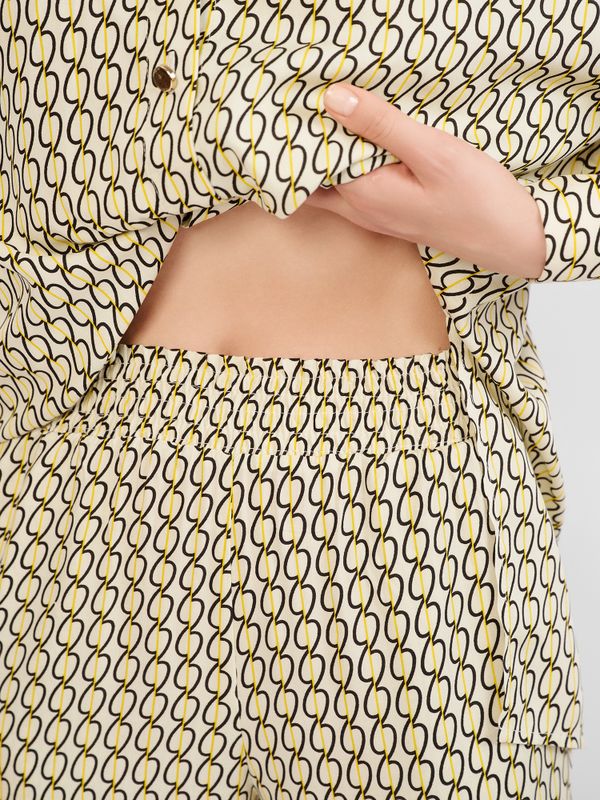 БРЮКИ НА КОМФОРТНОЙ РЕЗИНКЕ С КАРМАНАМИ