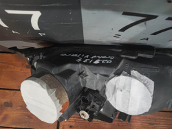 Фара левая ксенон Suzuki Grand Vitara 2 (JT) 05-15 Б/У Оригинал 3532065JB2