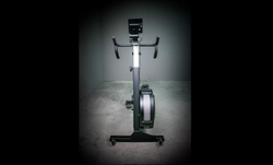 Велотренажер MaxBike