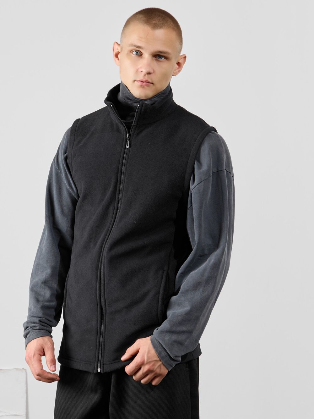 Жилет мужской Алтай-3 Виотекс ЧЁРНЫЙ