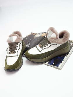 Кроссовки женские зимние