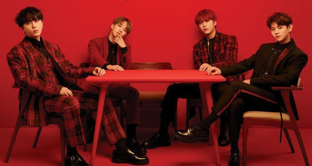 Альбом Highlight - Outro Special Album 2 Version SET