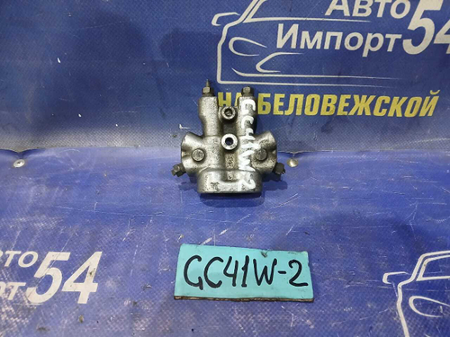 Распределитель тормозной SUZUKI CULTUS 1999