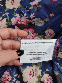 Блузка Esprit с цветами 42 размер