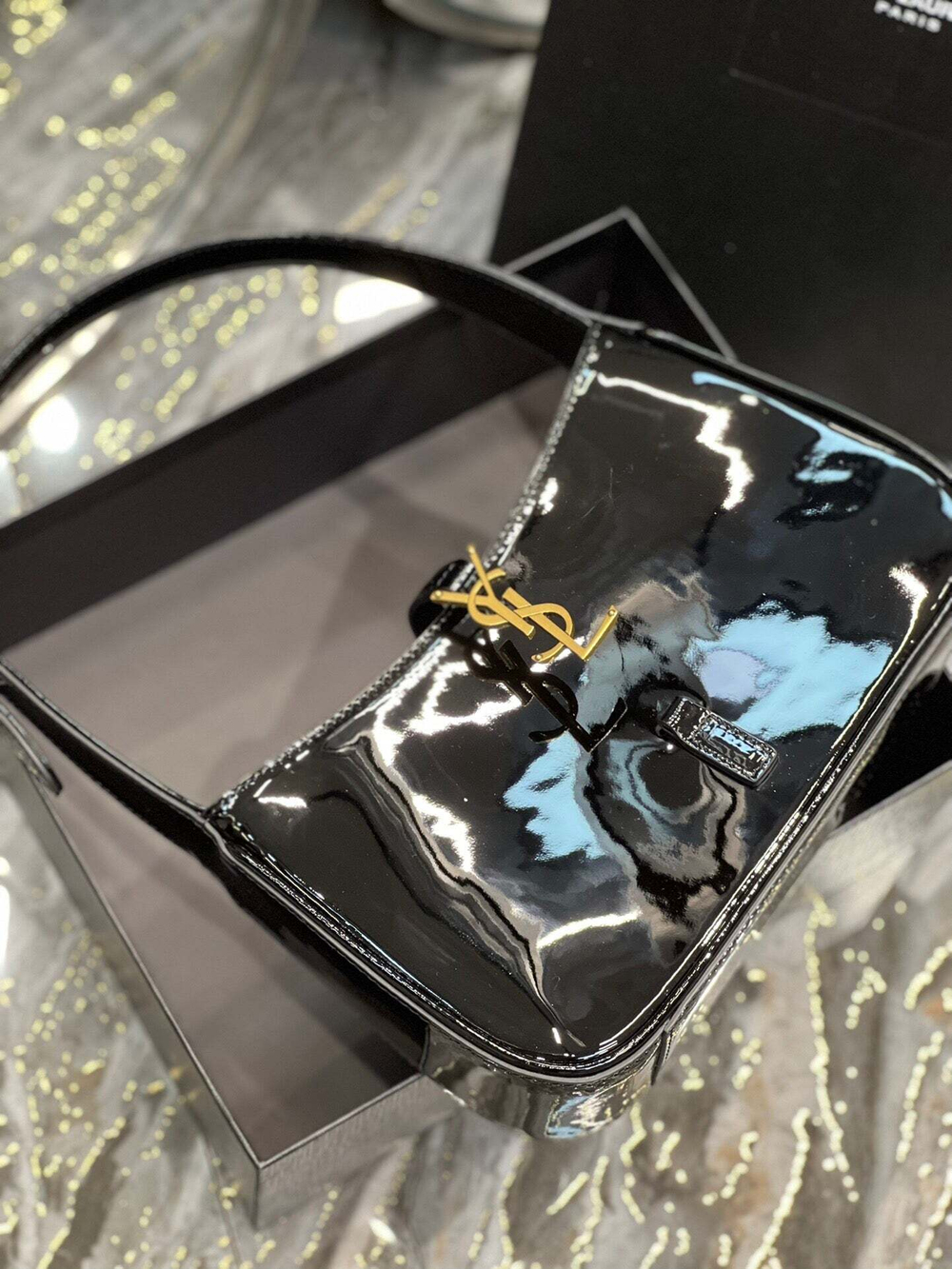 Yves Saint Laurent Hobo Bag