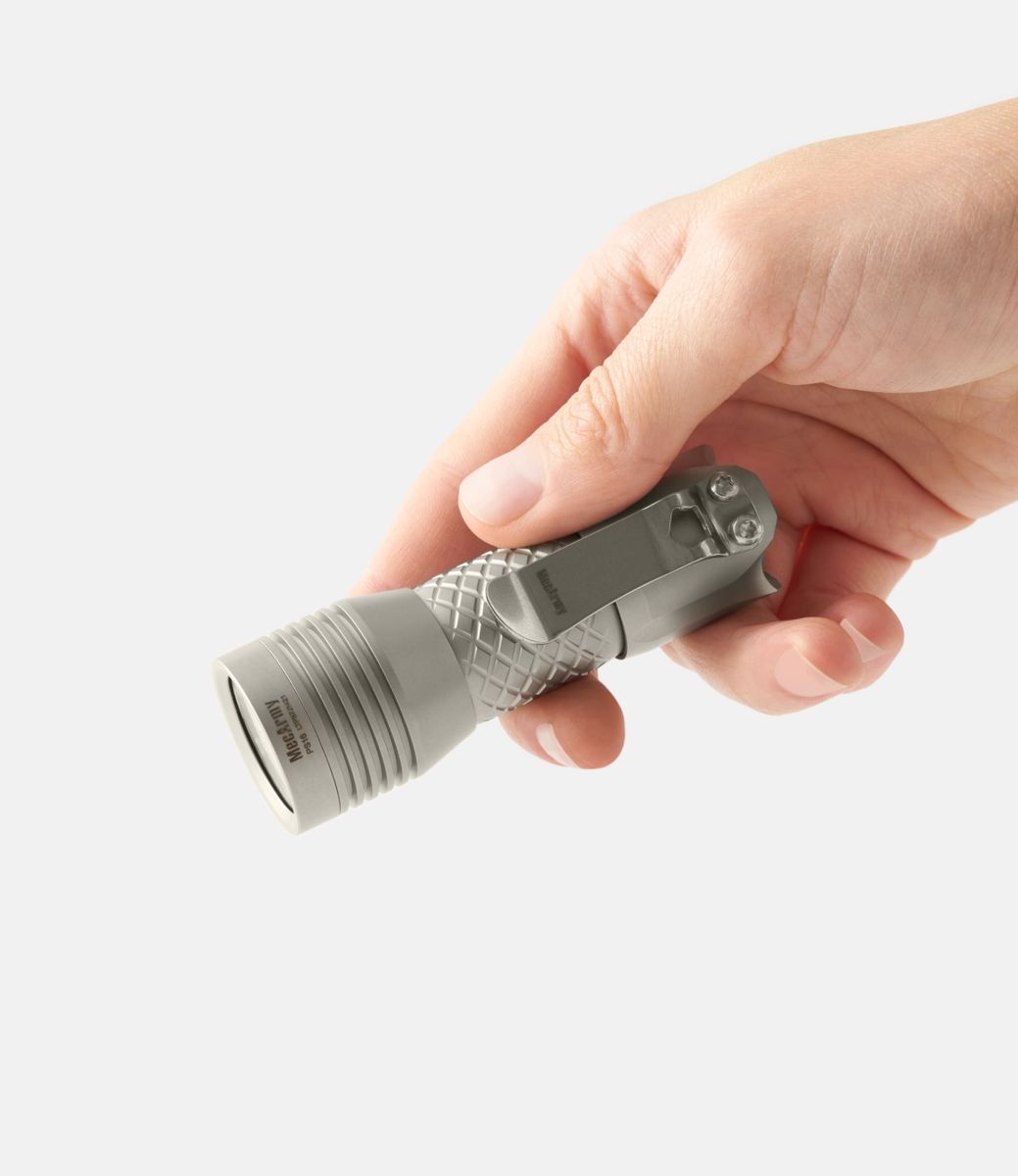 MecArmy PS16 Stonewashed — фонарик из стали