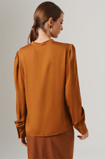 23100 Блузка женская (янтарный)