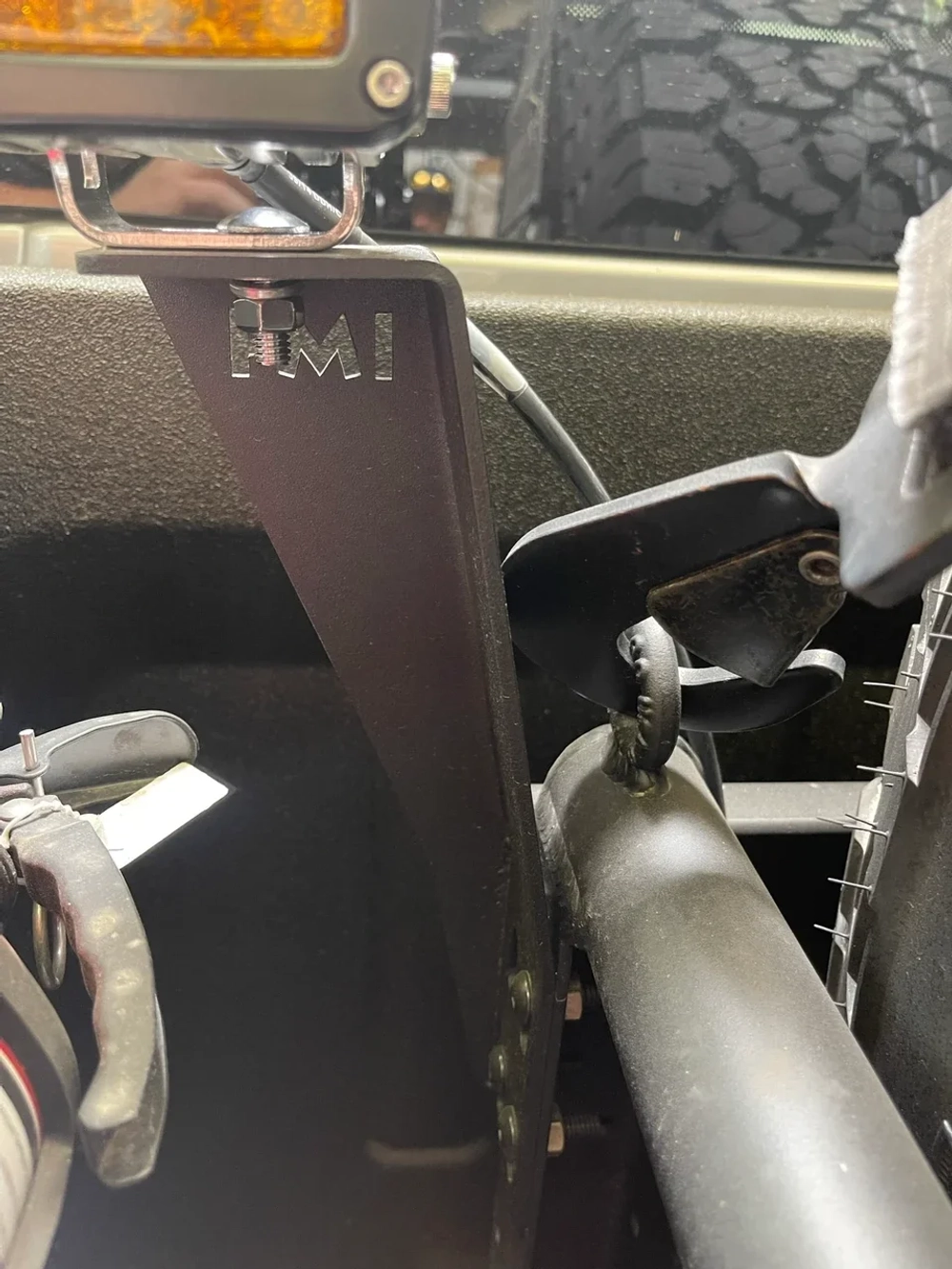 Комплект кронштейнов для крепления фар - дополнение к органайзеру кузова и гоночной дуге для Dodge Ram / Ford Bronco Raptor