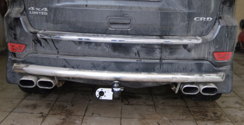 Фаркоп на Jeep Grand Cherokee WK2 2011-2021, кроме SRT8. Без выреза в бампере. Тип шара: A. Нагрузки: 2500/100 кг, JW 03