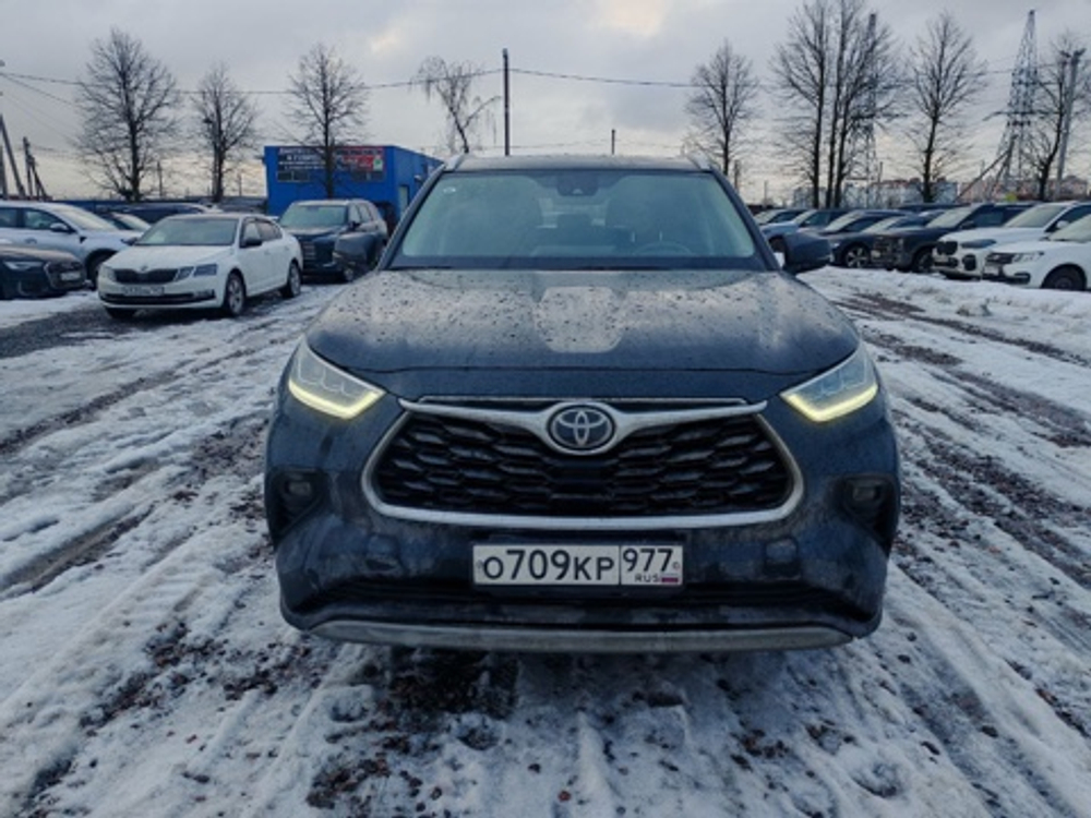 Toyota HIGHLANDER Noble Version 2.0 AT 4WD