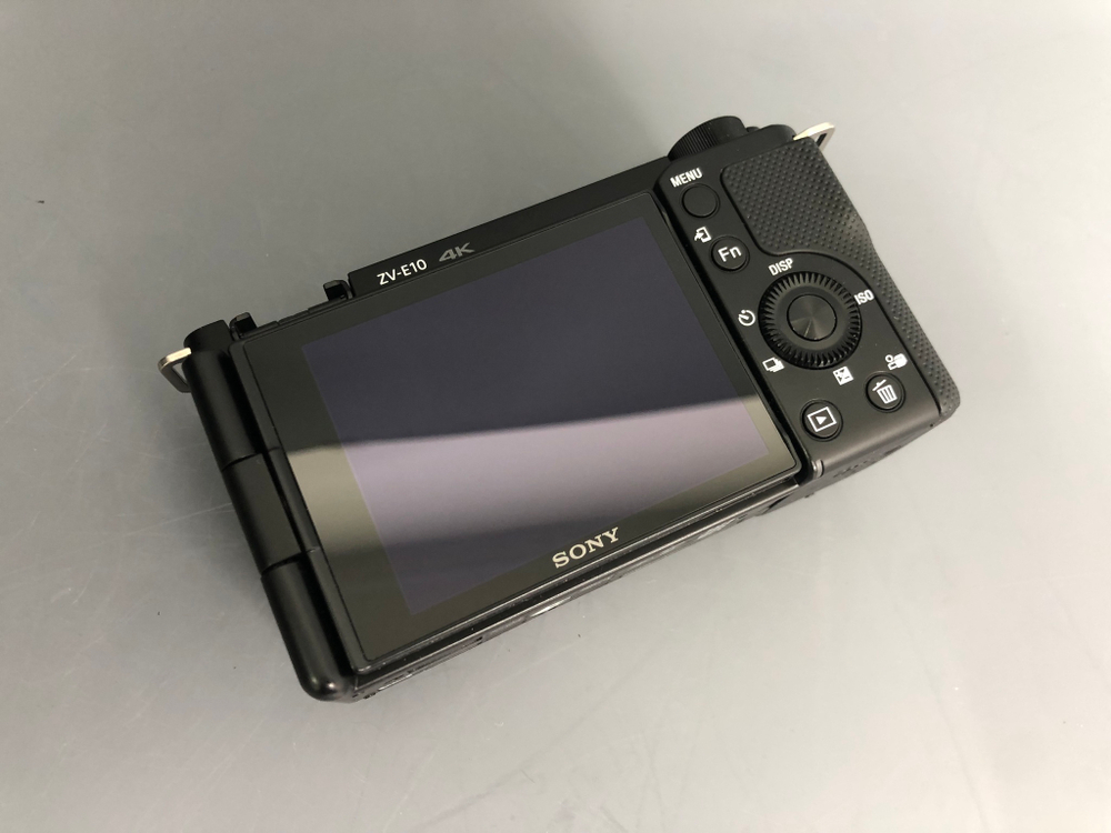 Sony ZV-E10 + Kit 16-50mm 6.500 кадров