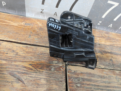 Кронштейн решетки радиатора правый GAC M8 23-нв Б/У Оригинал 7110222CMV0000