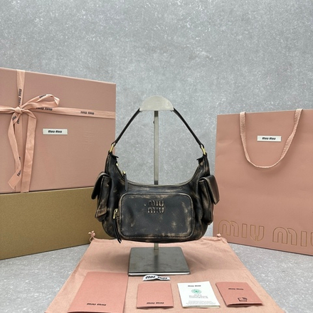 Miu Miu Leather Pocket Bag 21 cm