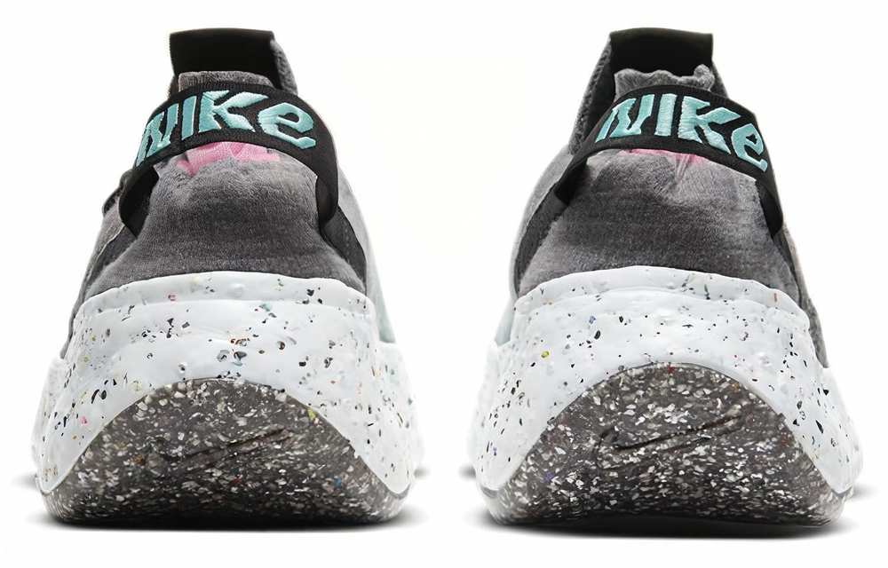 Кроссовки Nike Space Hippie 04