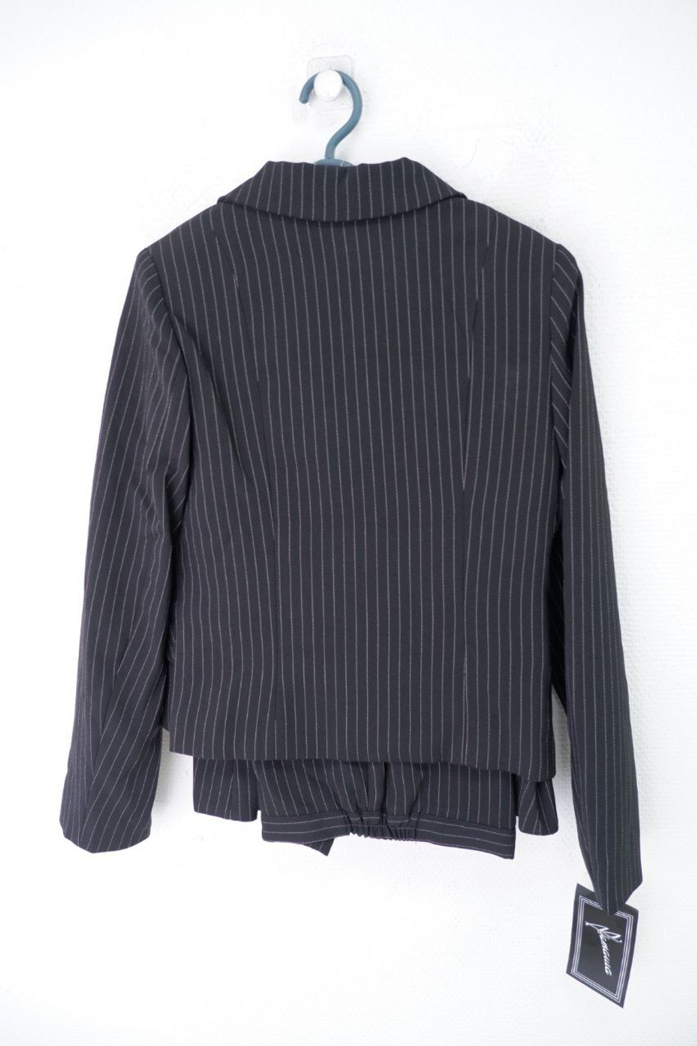 Костюм 4-ка "Наташа" школьный на 11 лет, новый