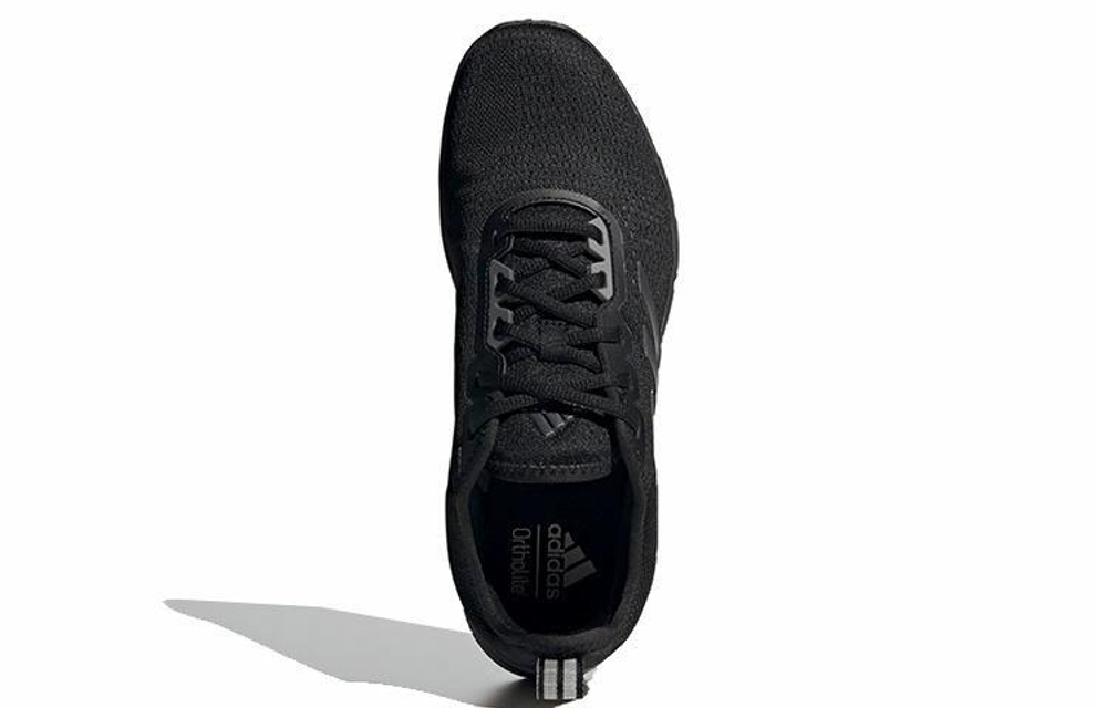 Кроссовки Adidas Asweetrain
